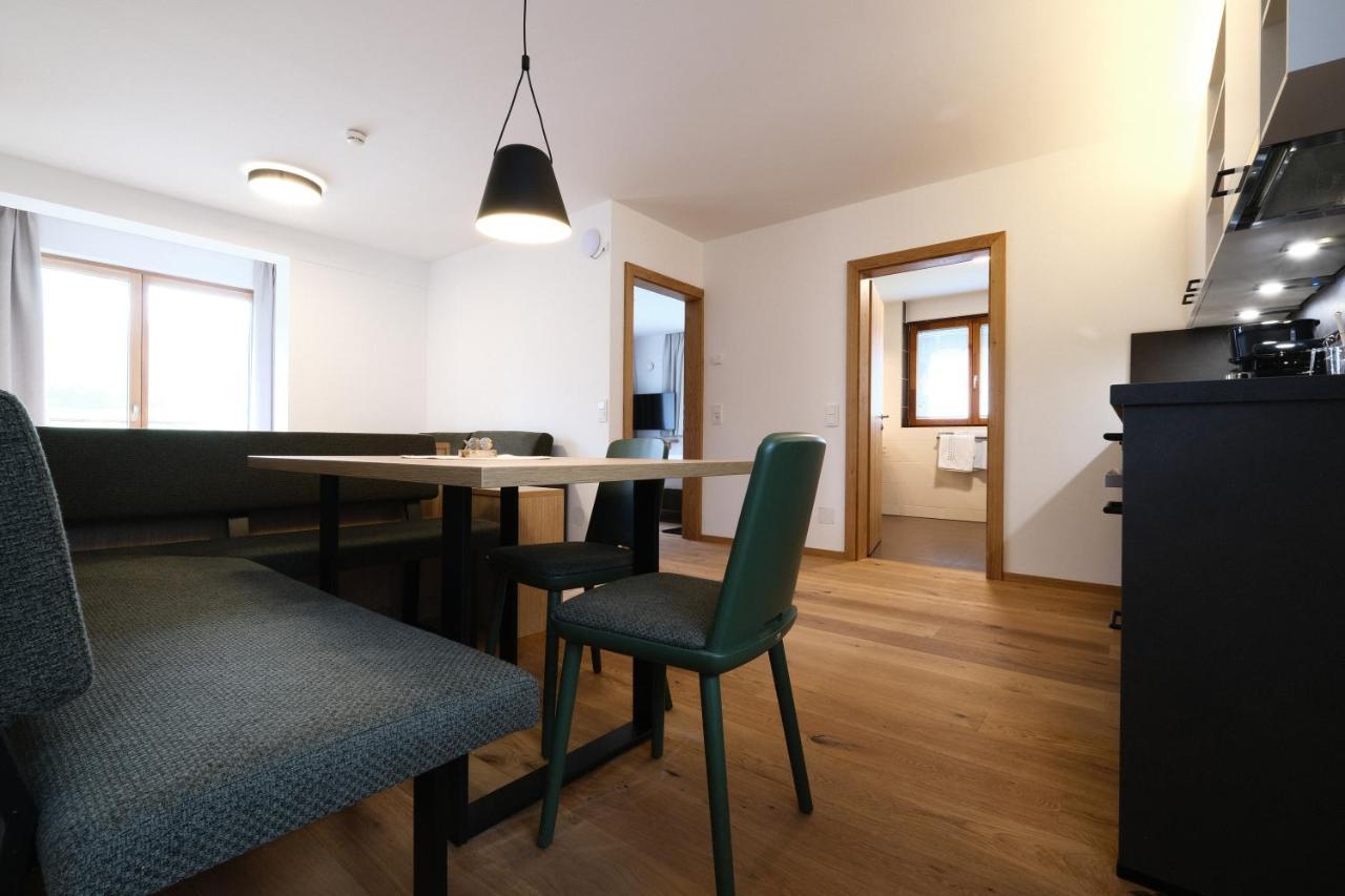Seehotel & Seeapartments Kaerntnerhof- Direkt Am See! ヴァイセンゼー エクステリア 写真