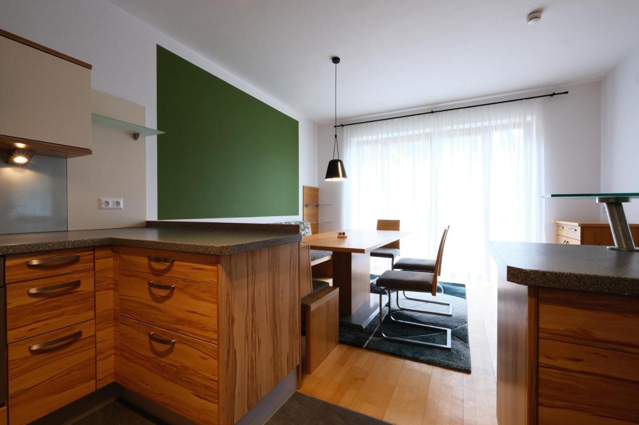 Seehotel & Seeapartments Kaerntnerhof- Direkt Am See! ヴァイセンゼー エクステリア 写真