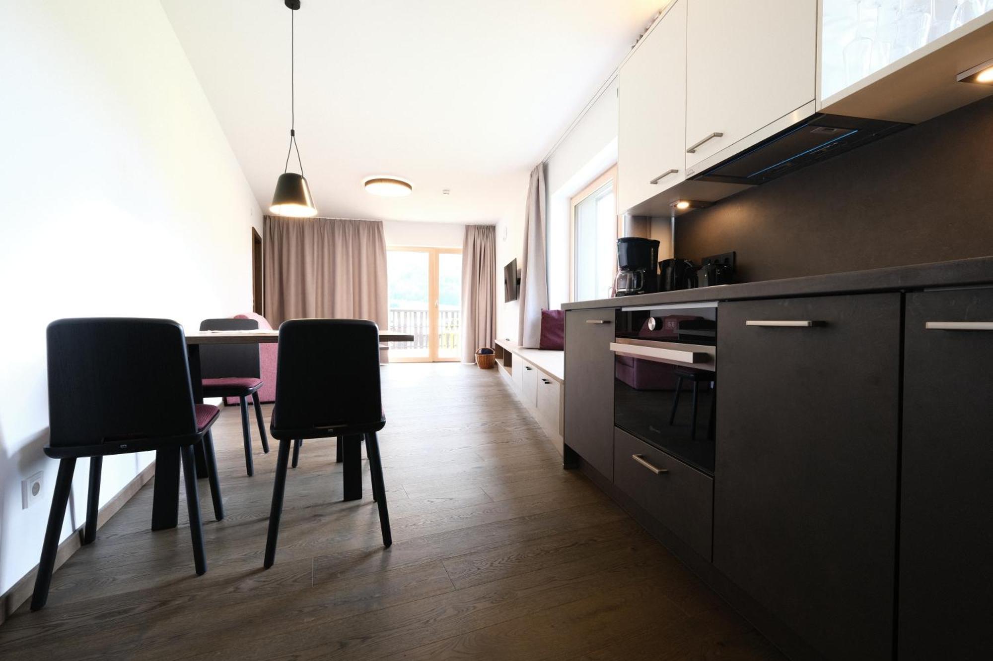 Seehotel & Seeapartments Kaerntnerhof- Direkt Am See! ヴァイセンゼー エクステリア 写真
