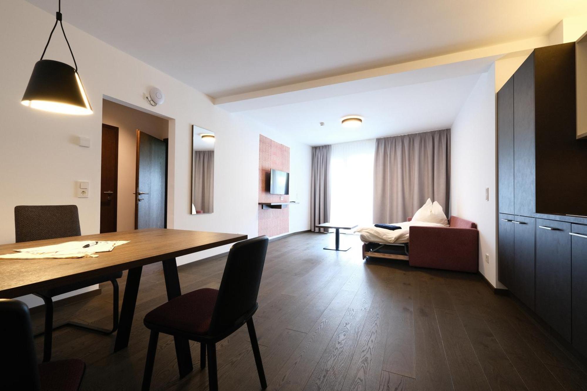 Seehotel & Seeapartments Kaerntnerhof- Direkt Am See! ヴァイセンゼー エクステリア 写真