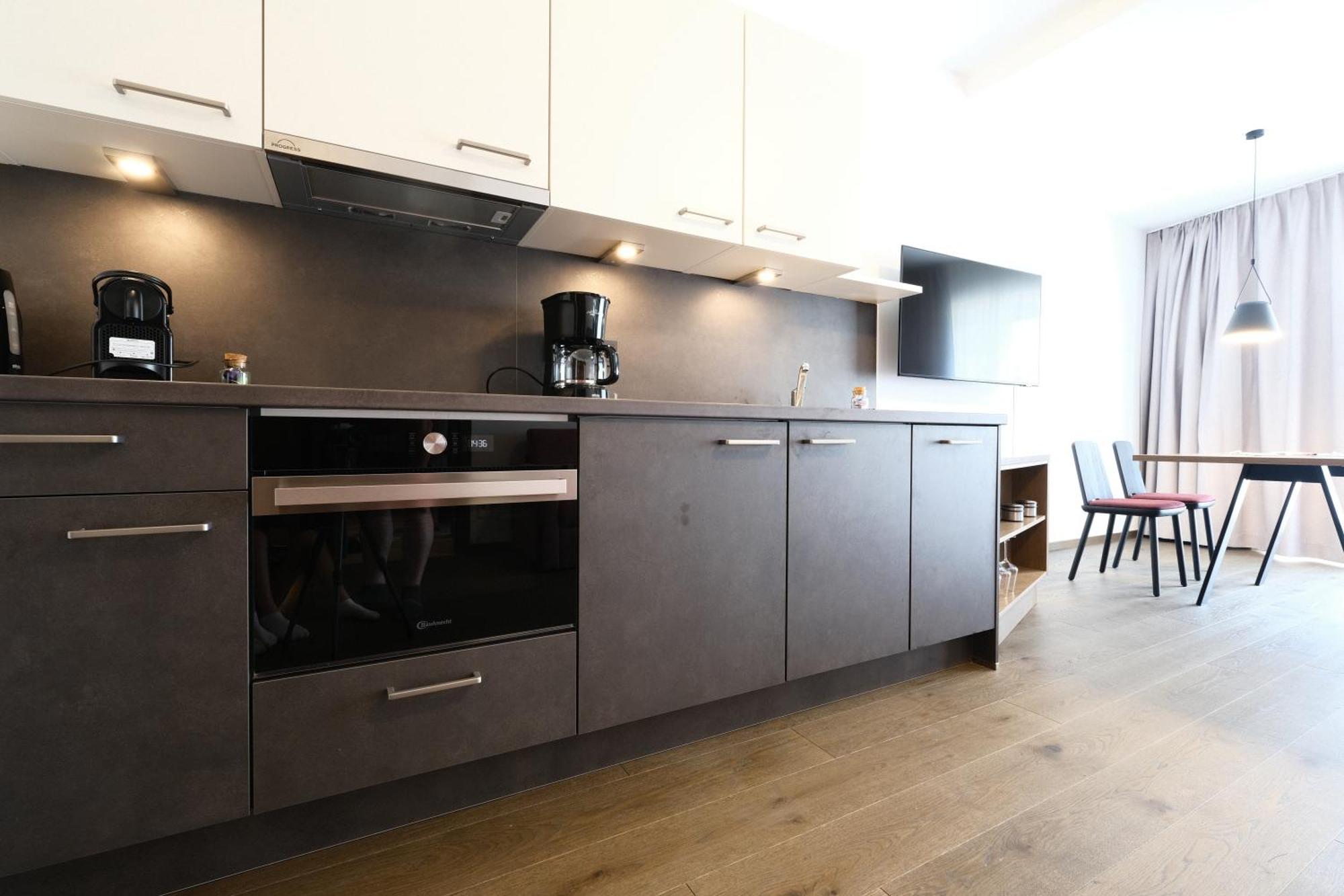 Seehotel & Seeapartments Kaerntnerhof- Direkt Am See! ヴァイセンゼー エクステリア 写真